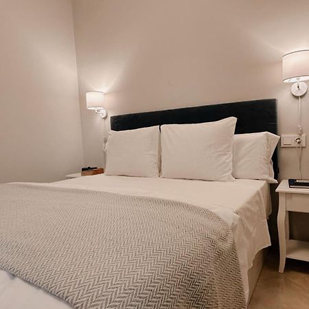 Apartamento-Pension El Trianero Junto Al Rio セビリア エクステリア 写真