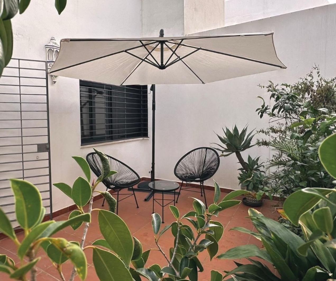 Apartamento-Pension El Trianero Junto Al Rio セビリア エクステリア 写真